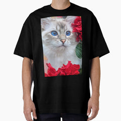 Saoirse the ragdoll kitten Oversized T-Shirt