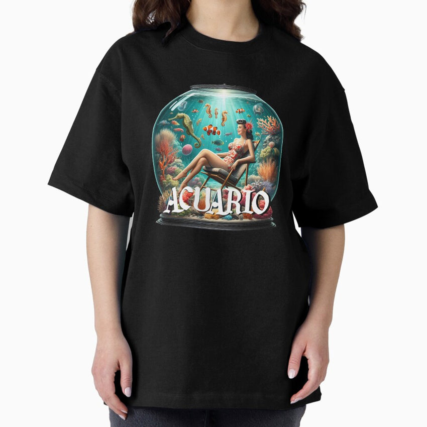 AQUARIUM: Oversized T-Shirt