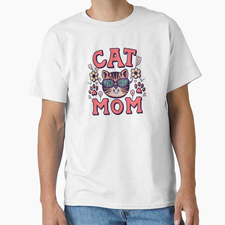 Vintage Cat Mom Classic T-Shirt