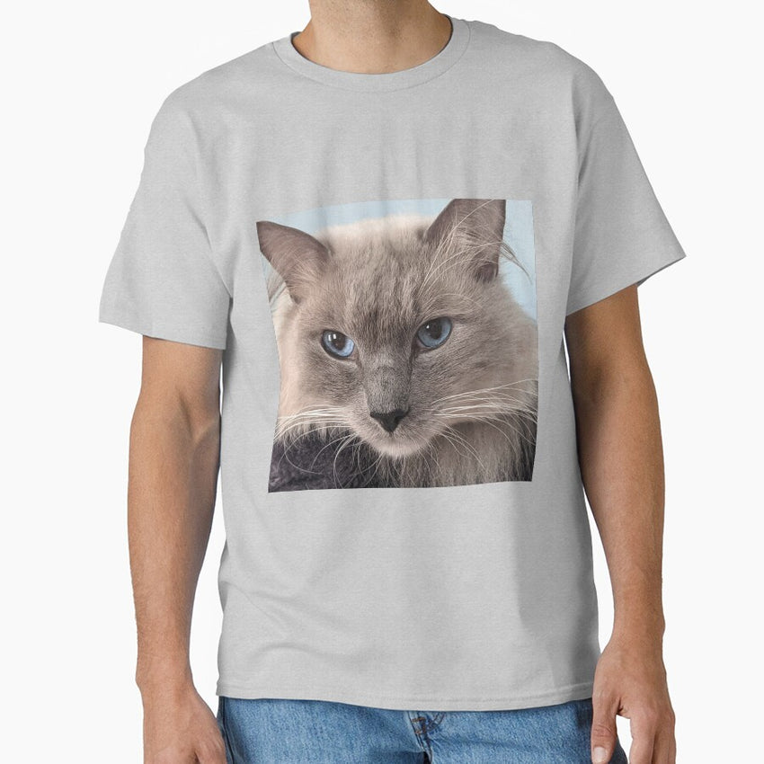 Odin the ragdoll cat boss Classic T-Shirt