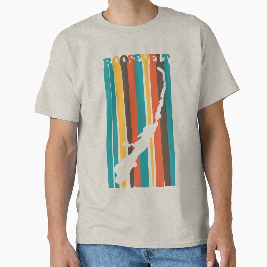 Roosevelt Lake Outing MN retro Classic T-Shirt