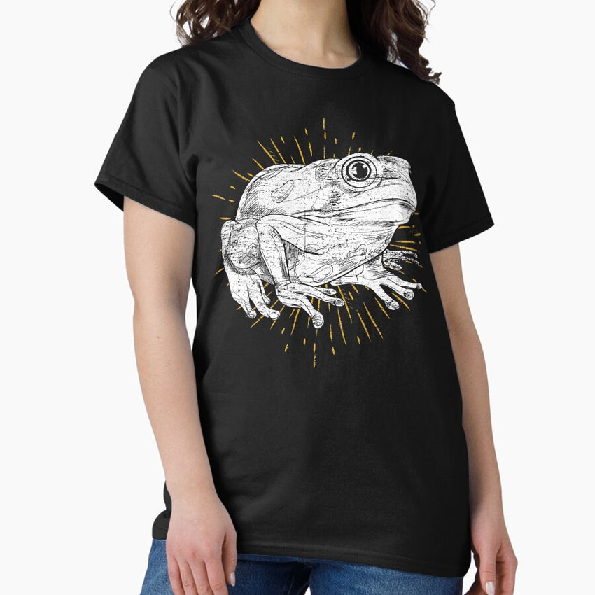 Animal Wildlife Gift Idea Animal Lover Frog T Shirt Classic T Shirt