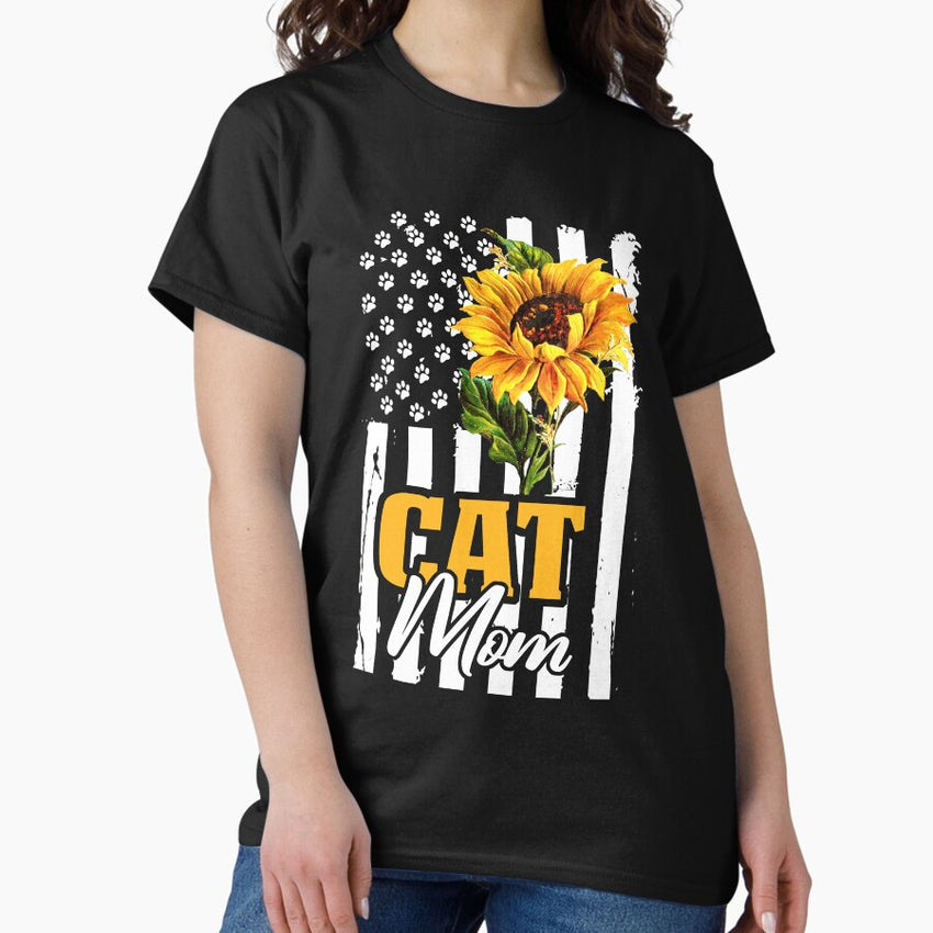 Cat Flag Mom Classic T-Shirt