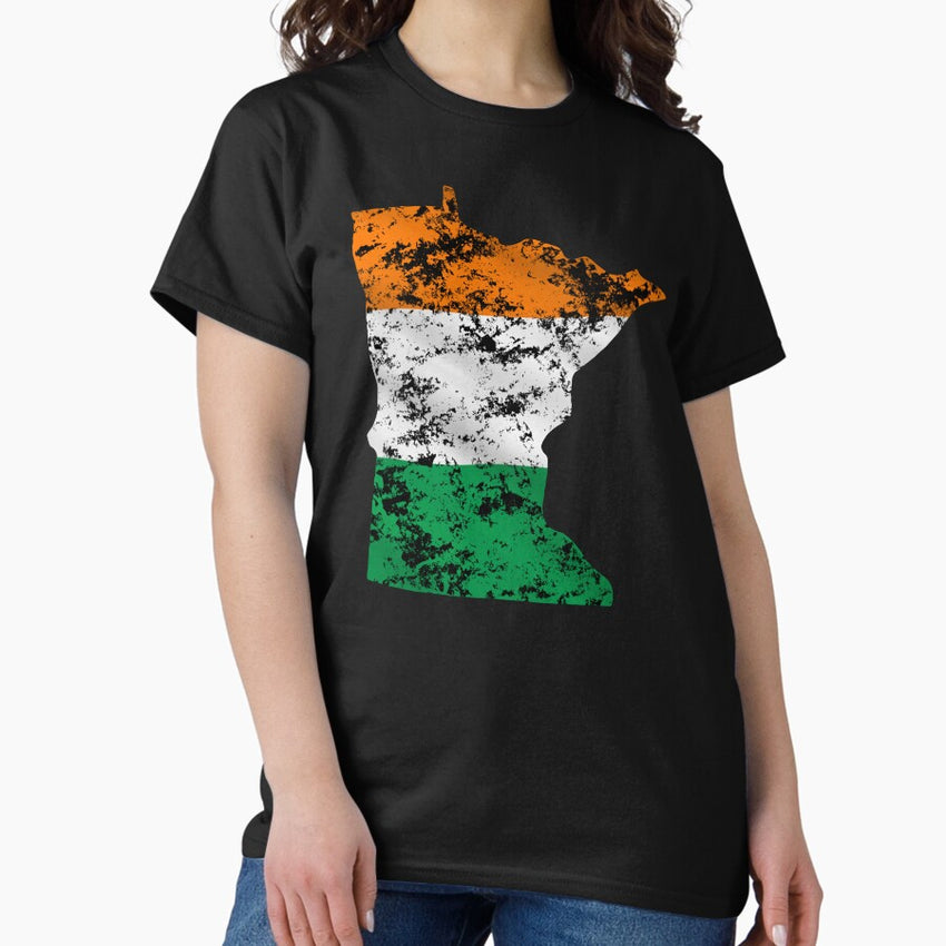 Irish in Minnesota Distressed Classic T-Shirt