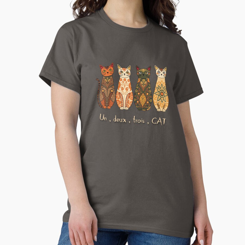 Un deux trois cat lovely design for an essential t-shirt Classic T-Shirt