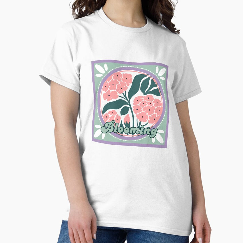 Geometric Pattern Design y2k 80s Trendy Flower T-shirt Sticker Classic T-Shirt