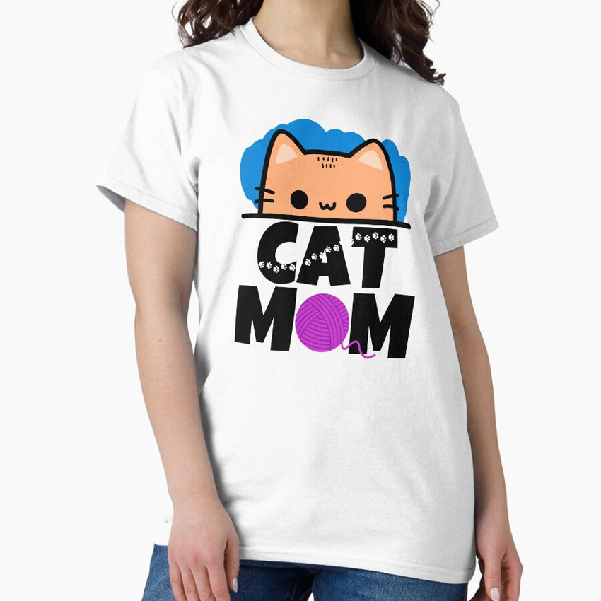 Cat Mom Peeking Cat Orange Cat Classic T-Shirt