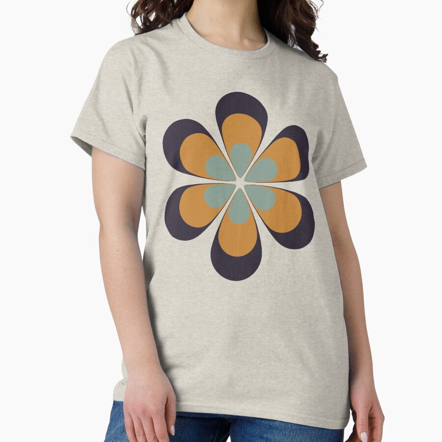 6 Petals Retro Flower Classic T Shirt