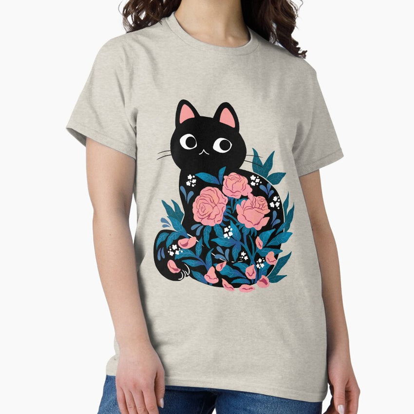 Black cat in Prink Roses Classic T-Shirt