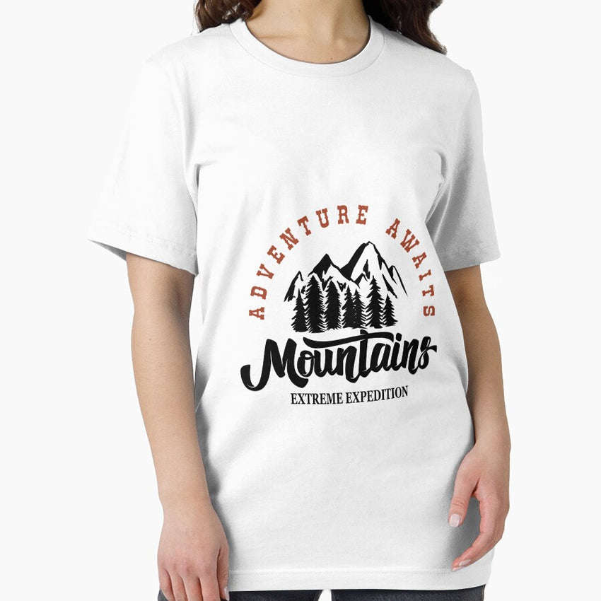 Adventure Awaits Mountains Essential T Shirt