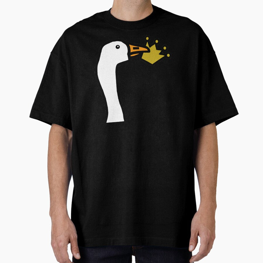 Portrait Of A Goose Stealing A Crown Oversized T Shirt