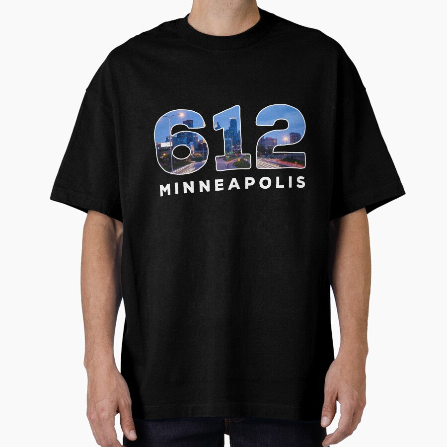 612 Minneapolis St Paul Skyline Design Oversized T Shirt