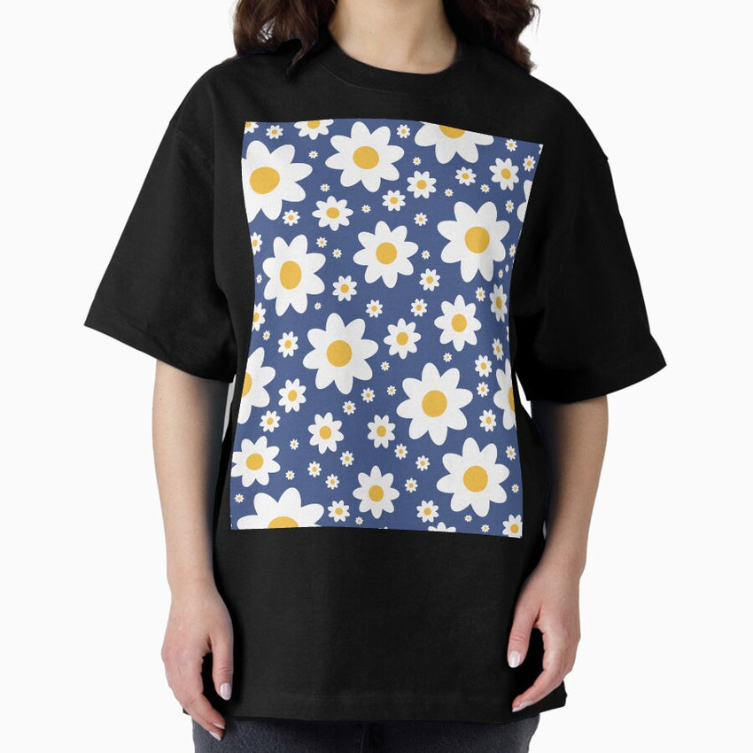 Retro style minimalist daisy floral Oversized T-Shirt