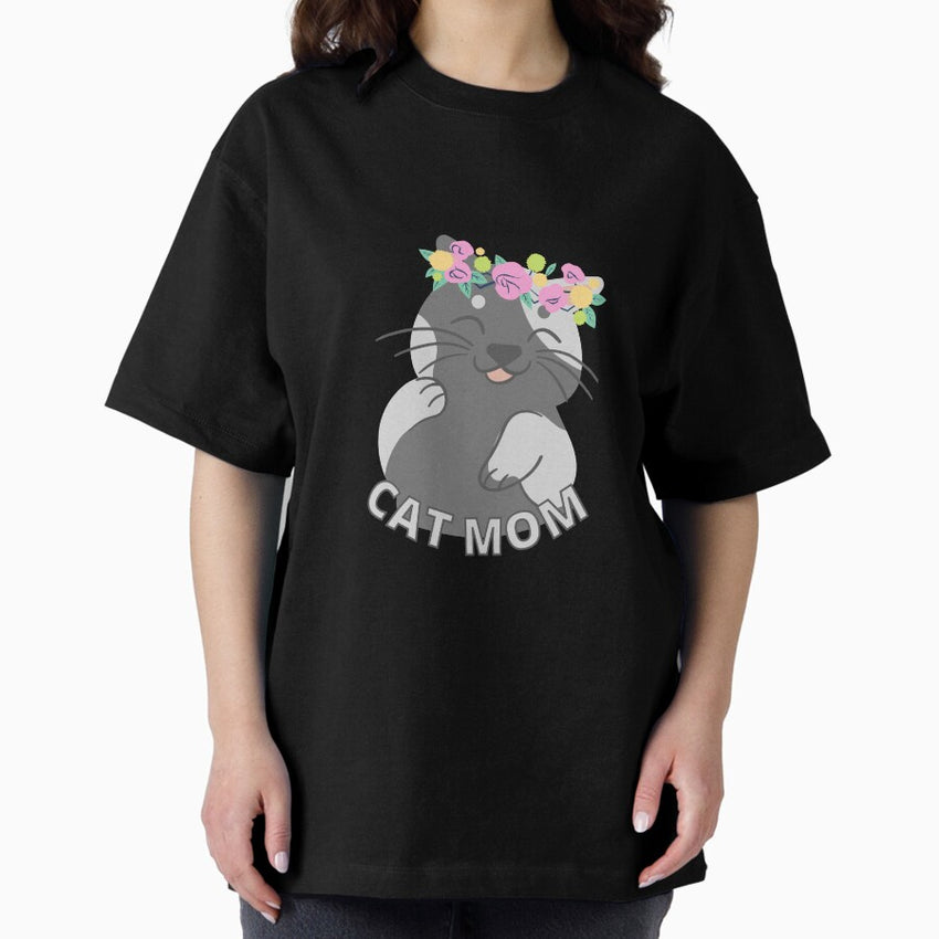 Cat wearing a flower crown - Cat Mom Text Oversized T-Shirt