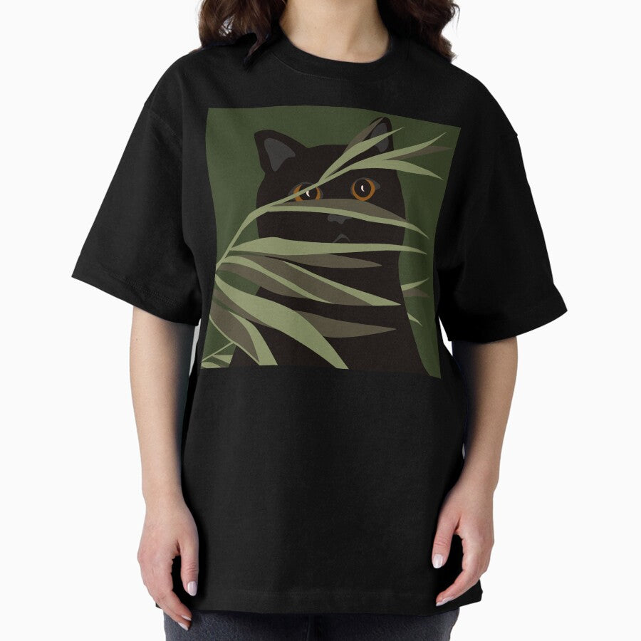 Black cat and plants Oversized T-Shirt