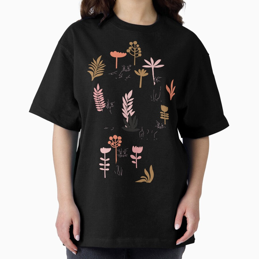 cat garden Oversized T-Shirt