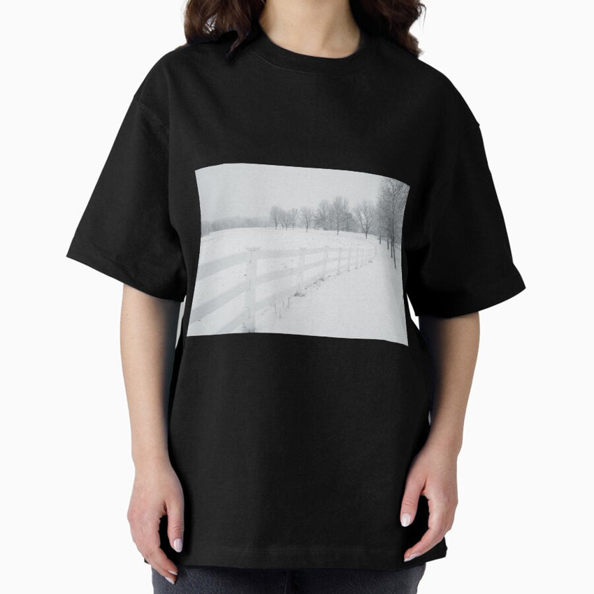 Winter's wonder Oversized T-Shirt
