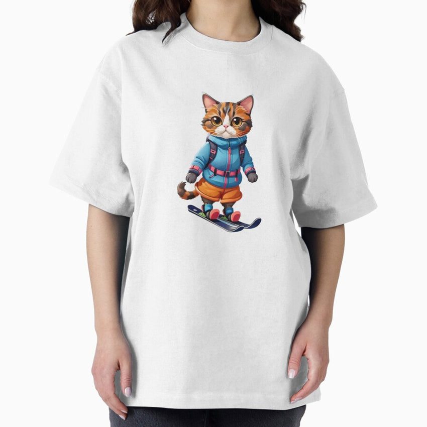 Cool cat tortie skiing Oversized T-Shirt